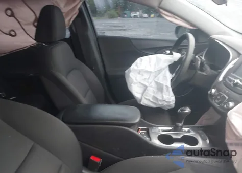 2018 Chevrolet Malibu 1Ls z USA, uszkodzony, nr VIN 1G1ZB5ST3JF241984